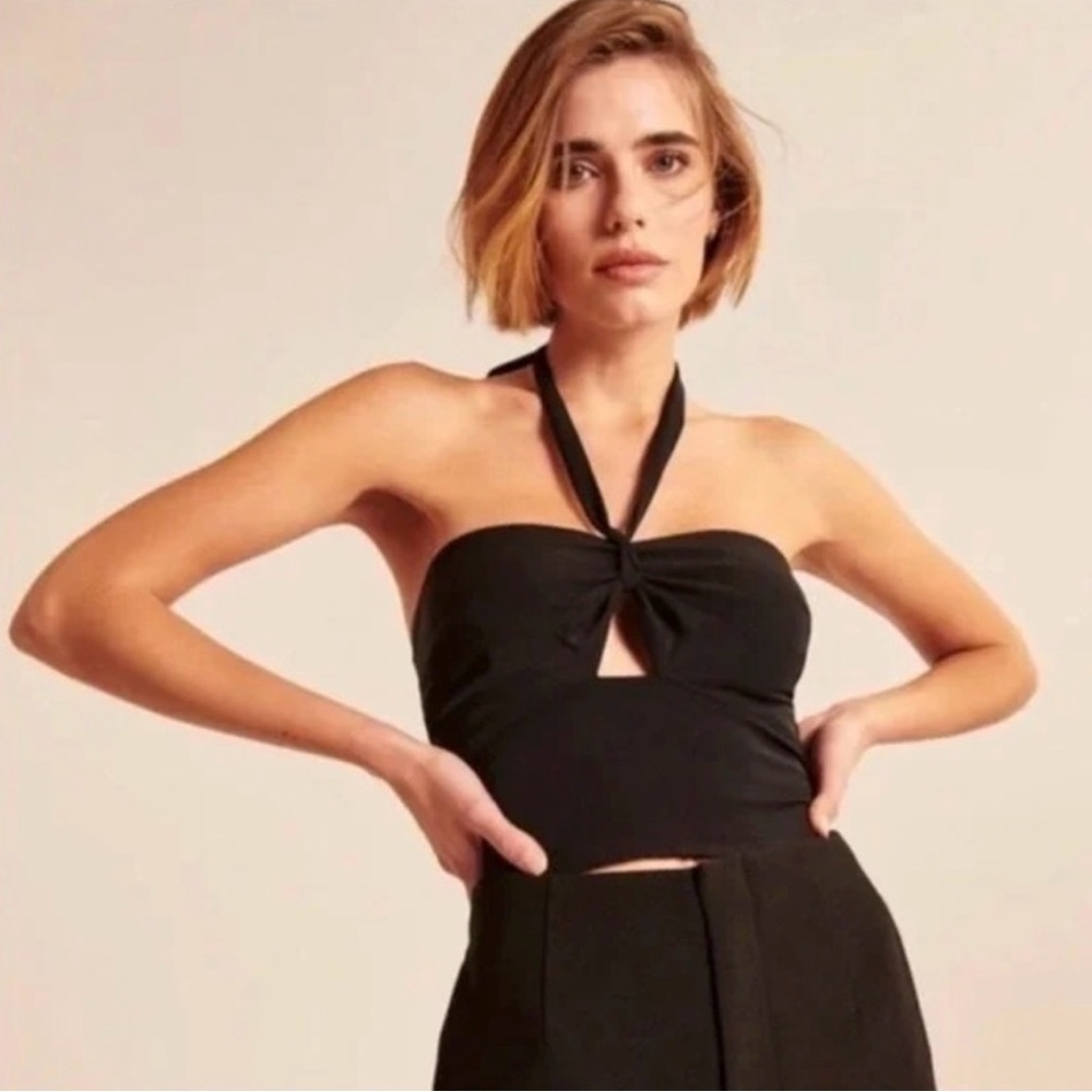 Abercrombie & Fitch Black Halter Tie-Front Strapless Crop Top